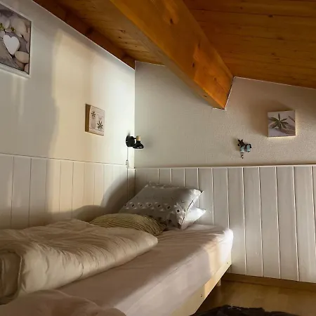 Maison Au Centre De Martin De Re Avec Garage Hébergement de vacances Saint-Martin-de-Ré